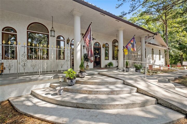 Property Photo: 3185 E Van Buren AR 72632