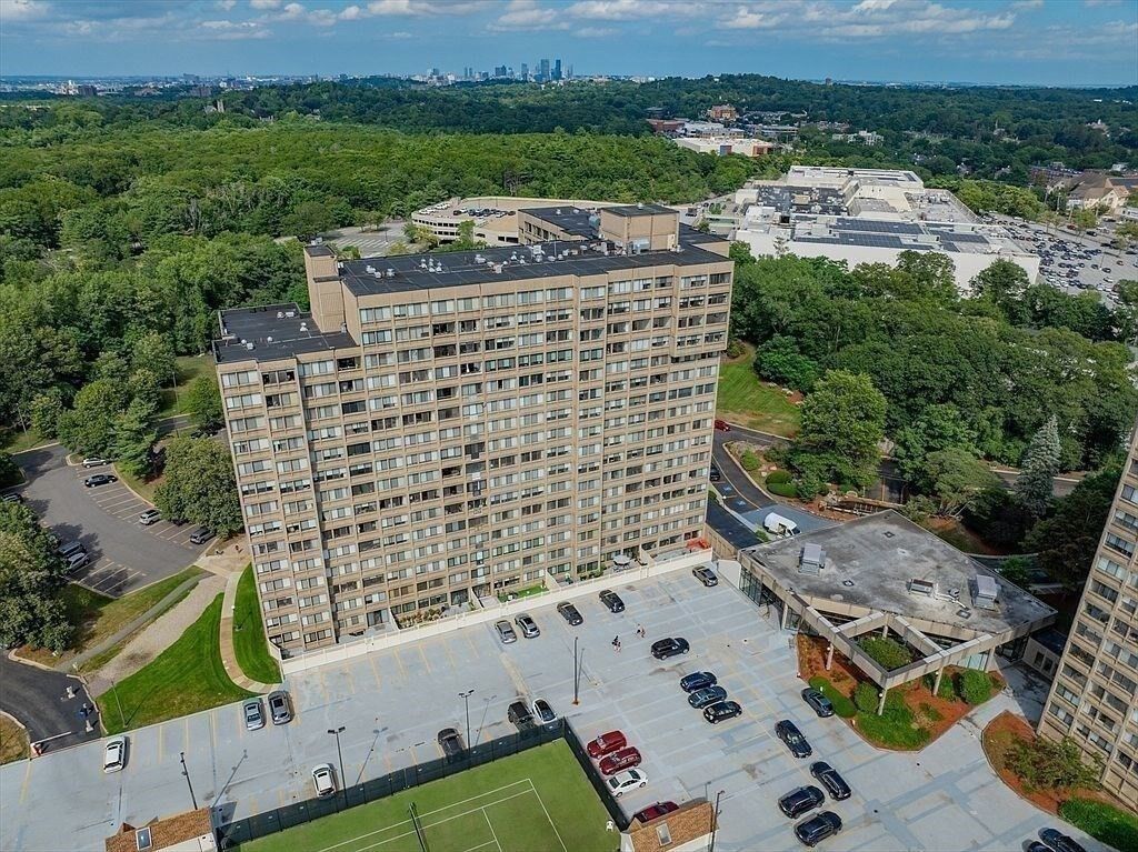 Property Photo:  250 Hammond Pond Parkway 1111S  MA 02467 