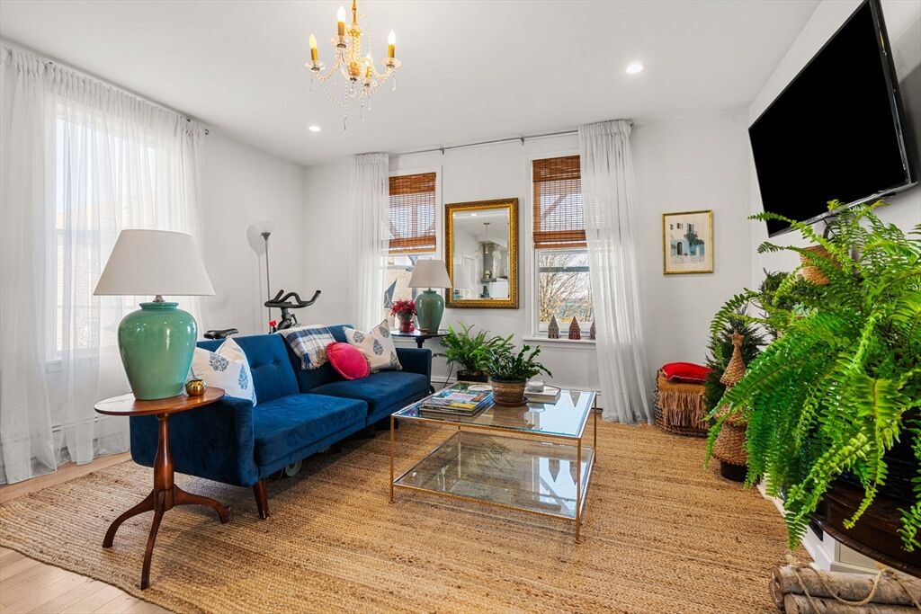 Property Photo:  1000 Winthrop Ave 2  MA 02151 