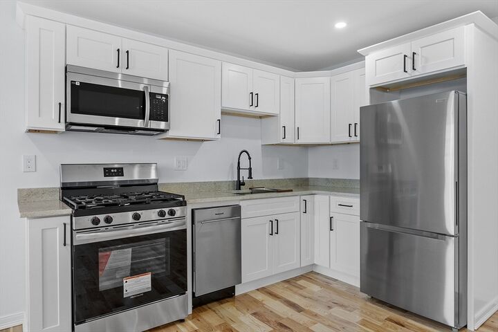 Property Photo:  382 W Main St  MA 01450 