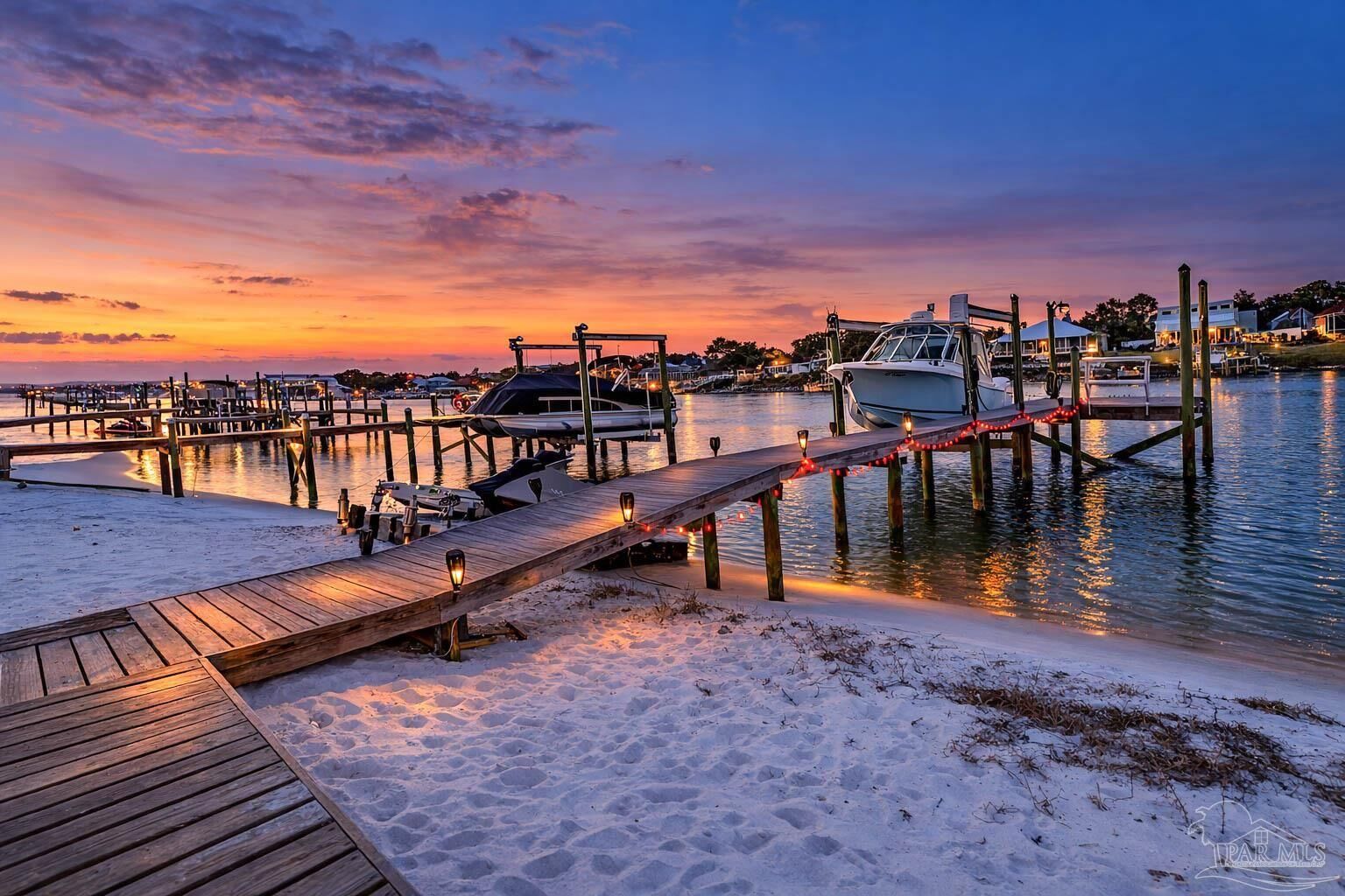 Property Photo:  14032 Waterview Dr  FL 32507 