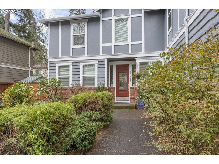 Property Photo: 17511 Erin Ct OR 97035