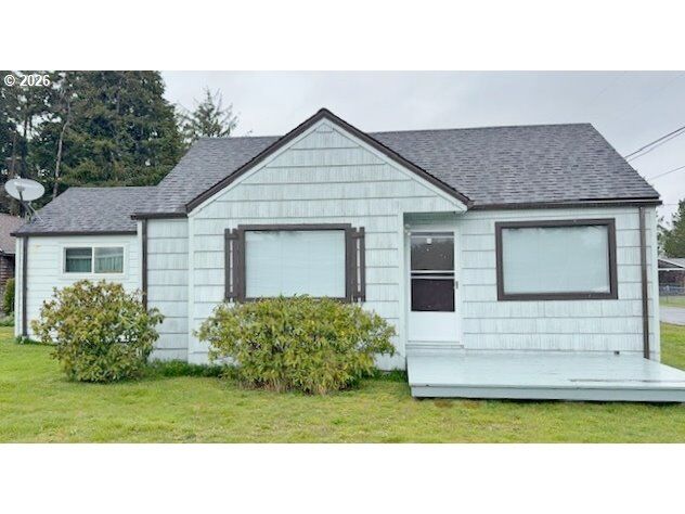 Property Photo: 616 24th Ave OR 97138