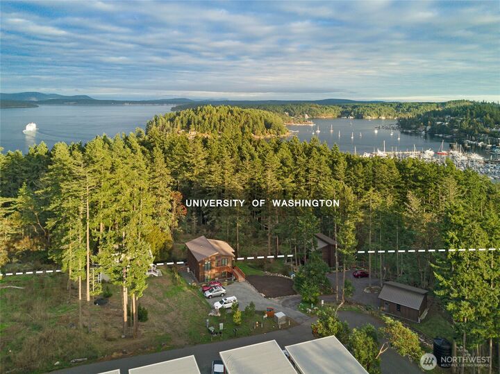 Property Photo: 492 Finnegan Ridge 2 WA 98250