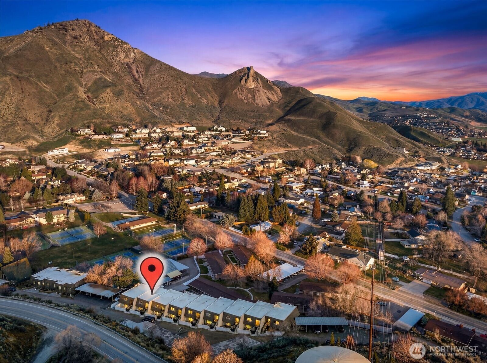 Property Photo:  1818  Skyline Drive 23  WA 98801 