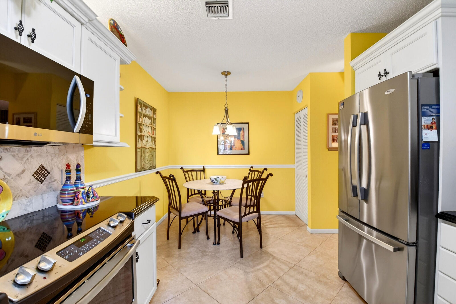 Property Photo: 5188 Europa Drive G FL 33437