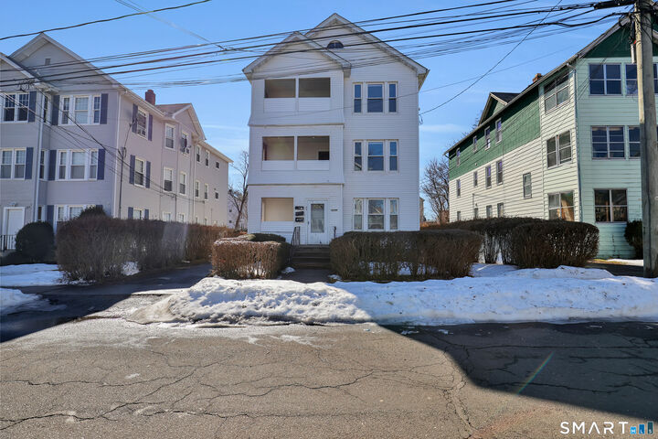 Property Photo:  23 Day Street 3  CT 06051 