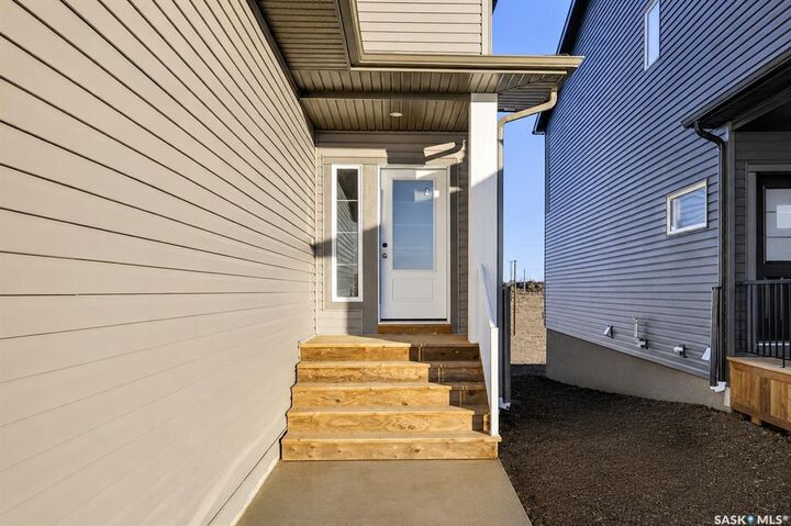 Property Photo: 283 Nazarali Way SK S7V 1X6