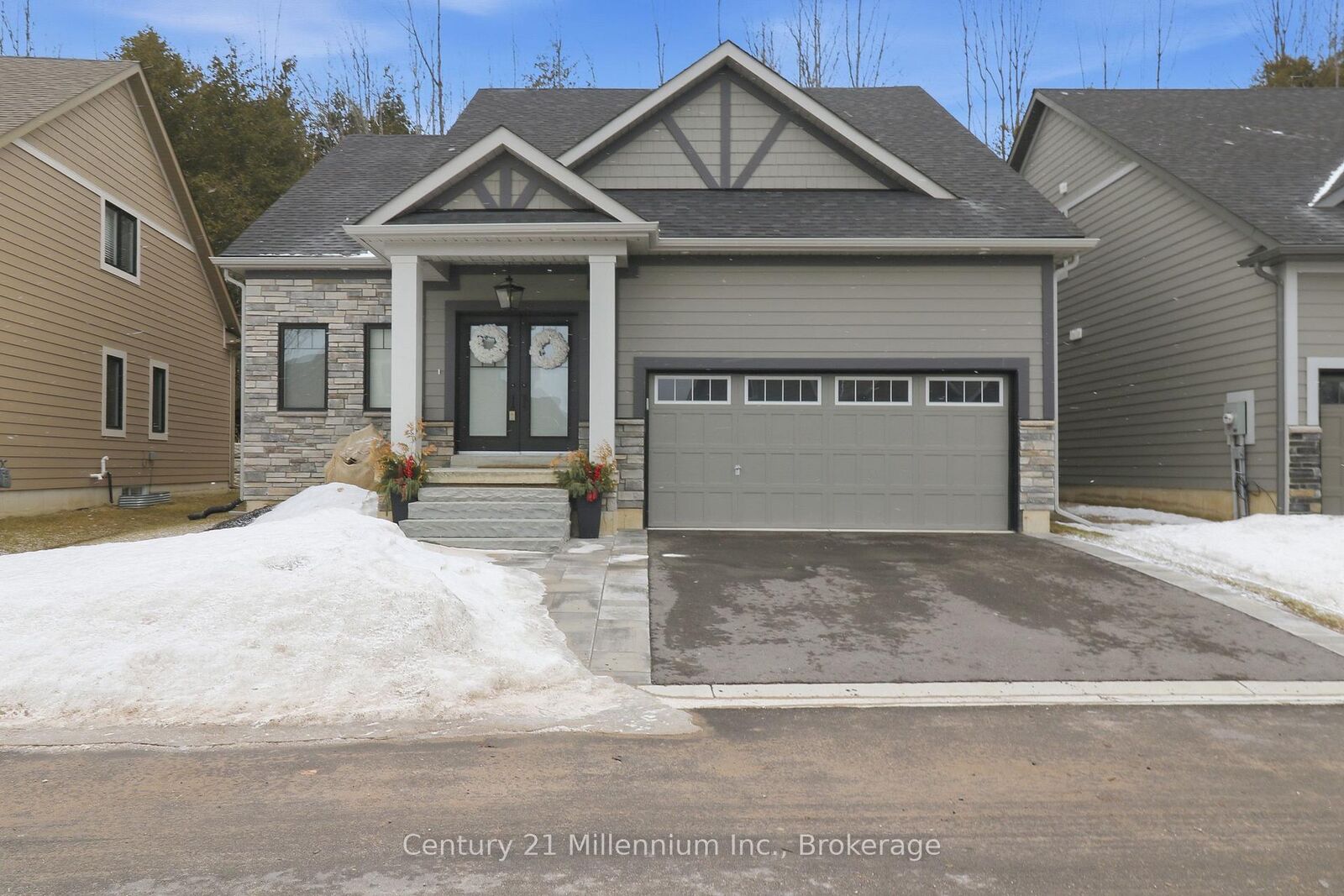 Photo de la propriété:  128 Beacon Drive 4  ON N0H 2P0 