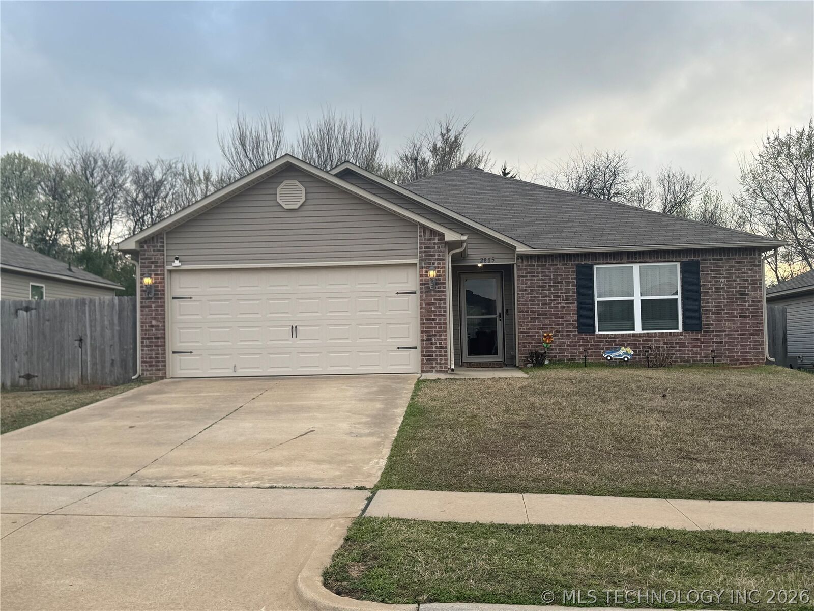 Property Photo:  2805 E Quincy Street  OK 74014 