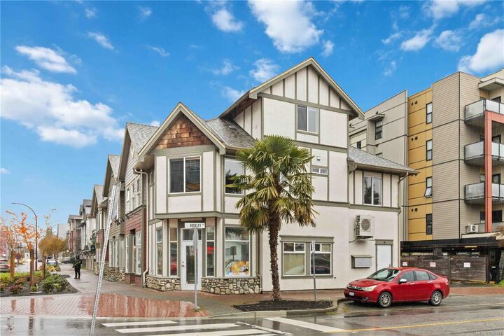 Property Photo: 2849 Peatt Rd #211 BC V9B 3V5