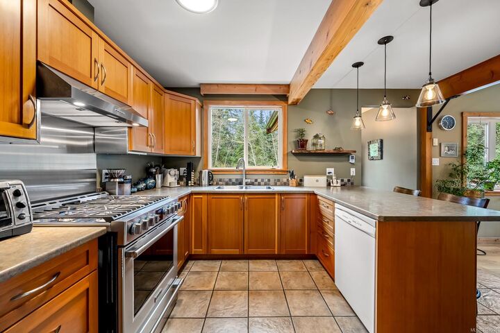 Property Photo: 1590 Carrington Bay Rd BC V0P 1Z0