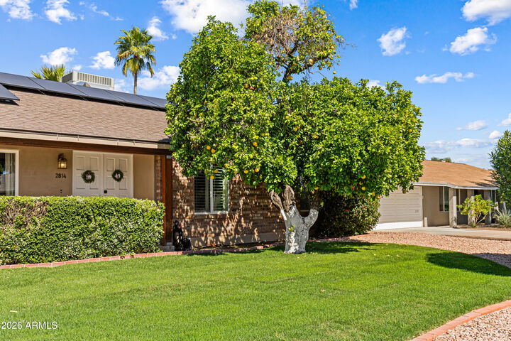 Property Photo: 2814 E Sierra Street AZ 85028