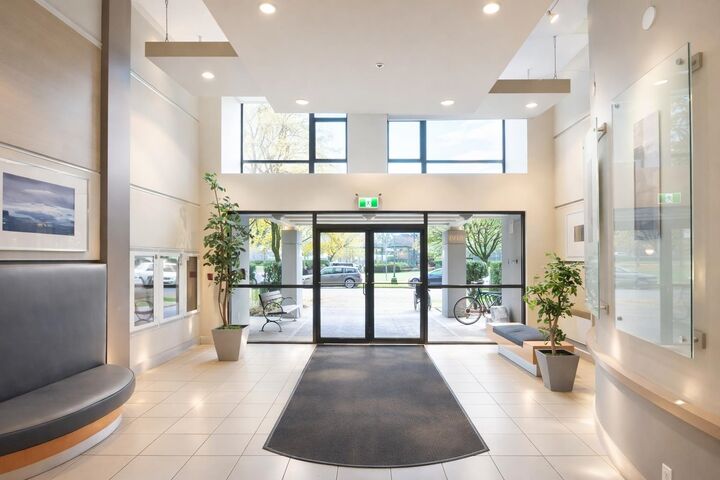 Property Photo: 3520 Crowley Drive 1407 BC V5R 6G9