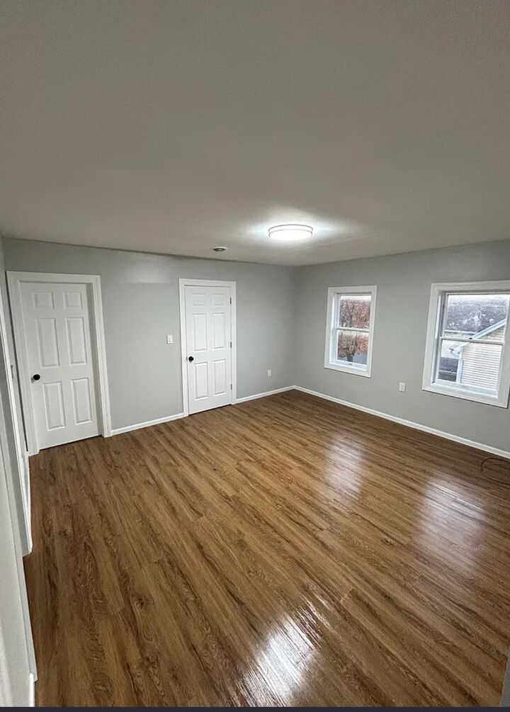 Property Photo:  27 Evans Street 2F  NY 13903 