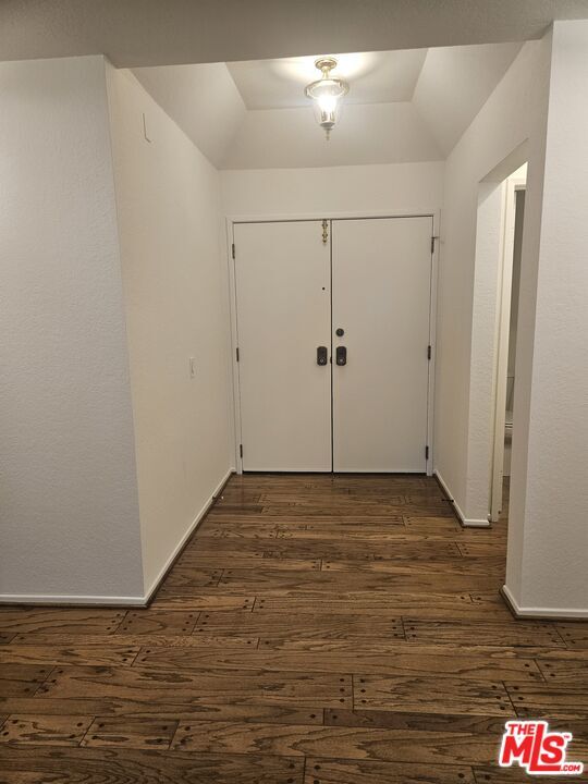 Property Photo:  11910 Weddington St  CA 91607 