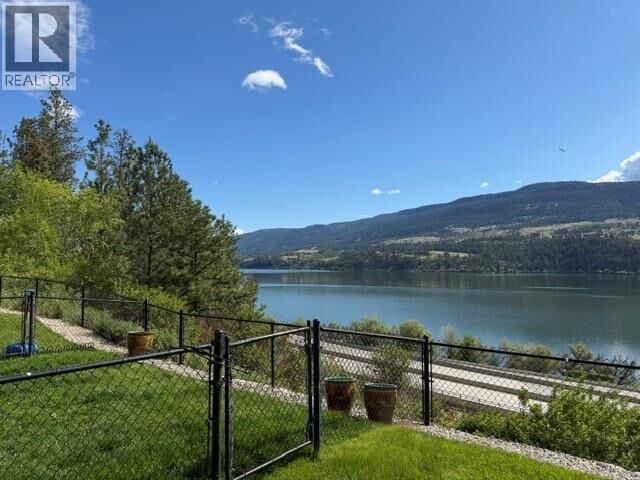 Property Photo: 12075 Oceola Road 21 BC V4V 1H1
