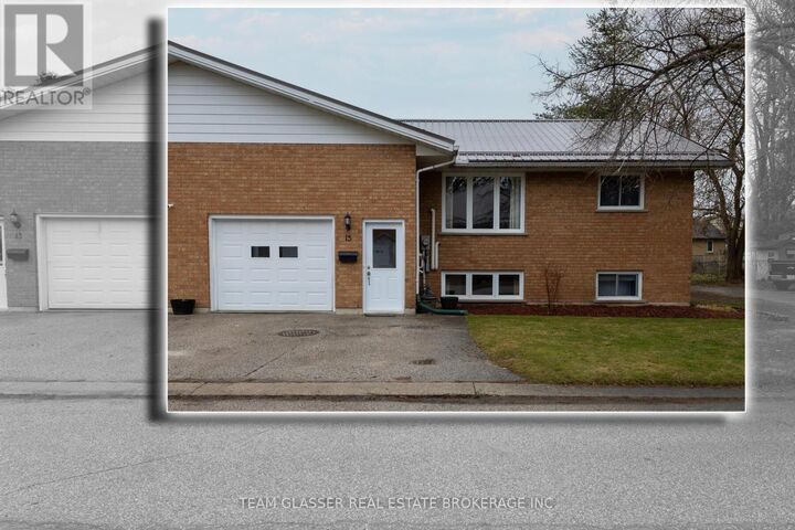 Property Photo: 214 South Street West 15 ON N5H 3E6