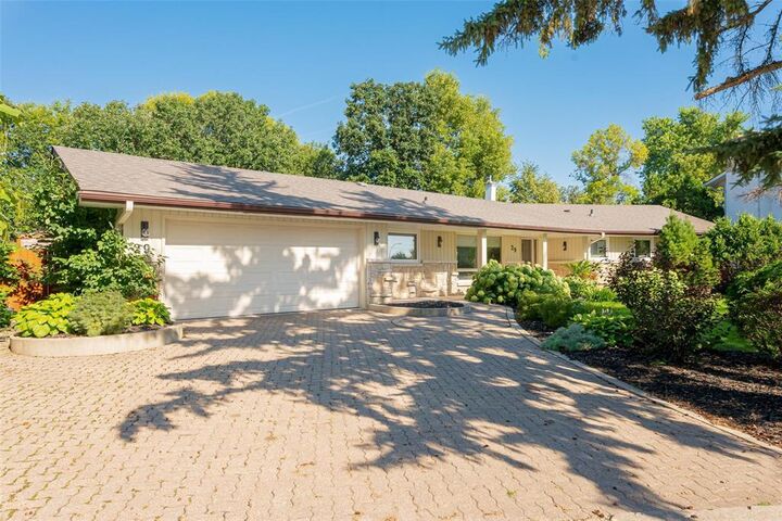 Property Photo:  29 Woodlawn Avenue  MB R2M 2P3 