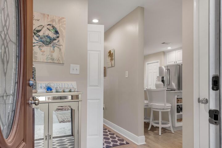 Property Photo: 60 N John Sims Parkway FL 32580