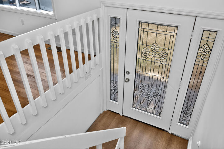 Property Photo:  5 Emmett Drive  NY 12309 