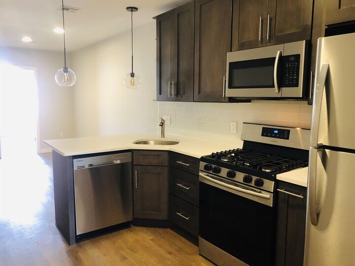 Property Photo:  347 7th St 5  NJ 07302 