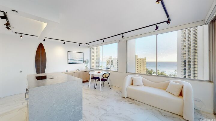 Property Photo:  2427 Kuhio Avenue 1403  HI 96815 