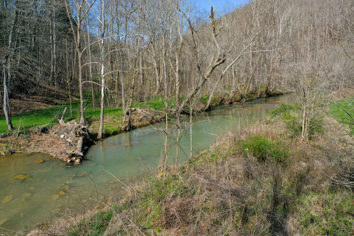 Property Photo:  4000 Ky-1482  KY 40972 