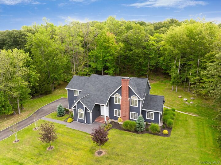 Property Photo:  27 Valenza Lane  NY 10913 