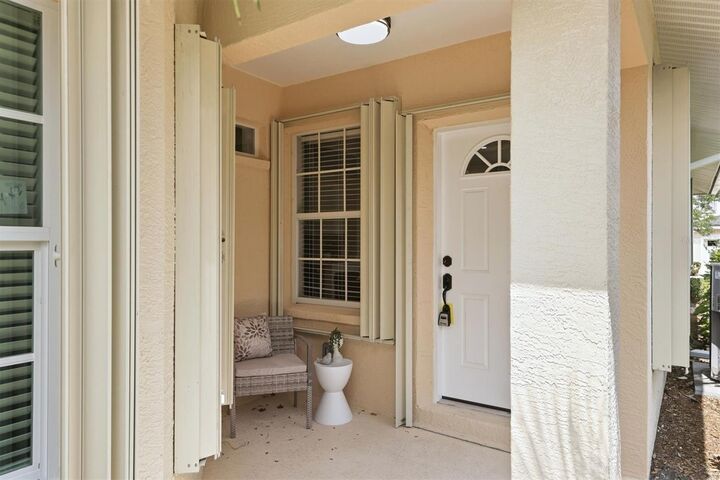 Property Photo:  503 Auburn Cove Circle  FL 34292 
