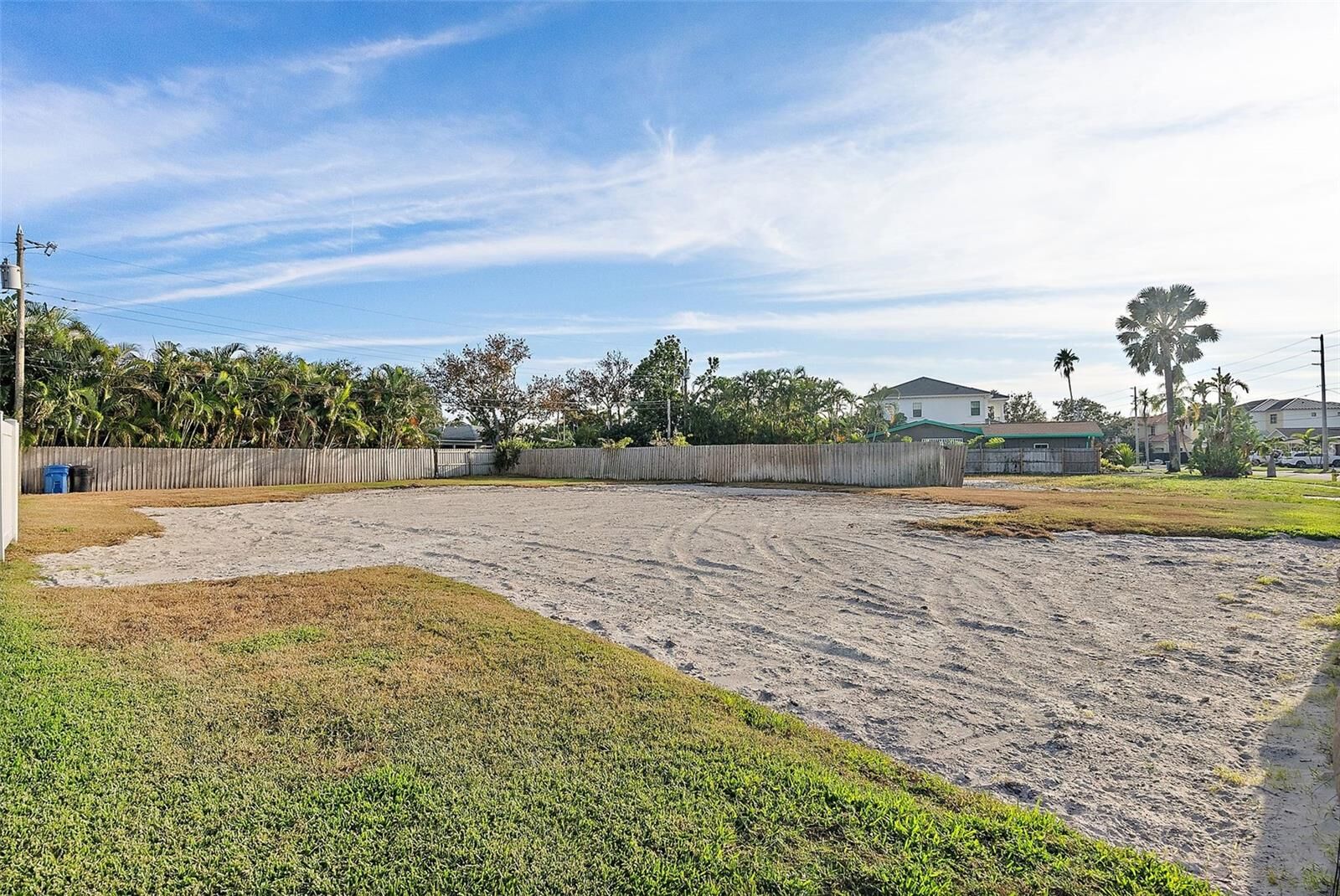 Property Photo:  1235 Cordova Boulevard NE  FL 33704 