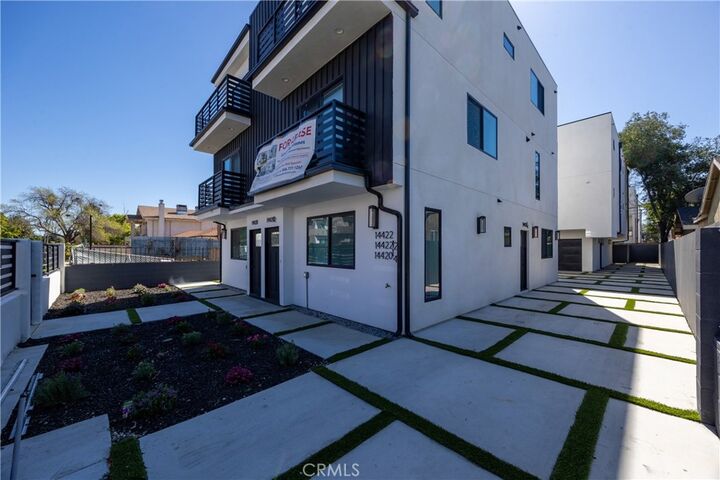 Property Photo:  14422 Tiara 1/2  CA 91401 