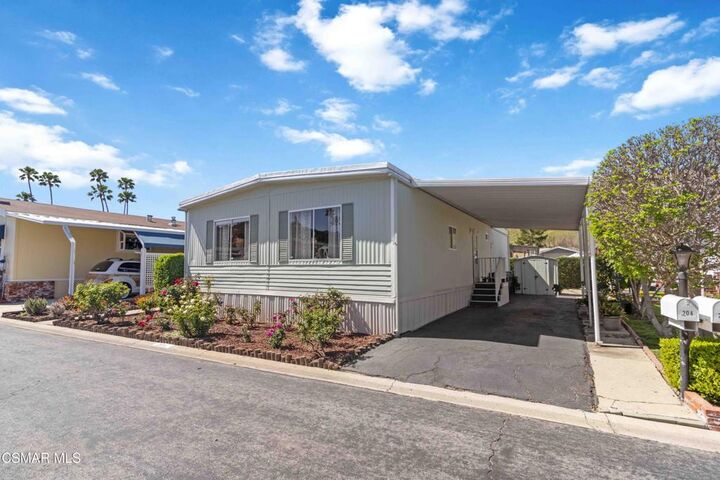 Property Photo:  195 Tierra Rejada Road 204  CA 93065 