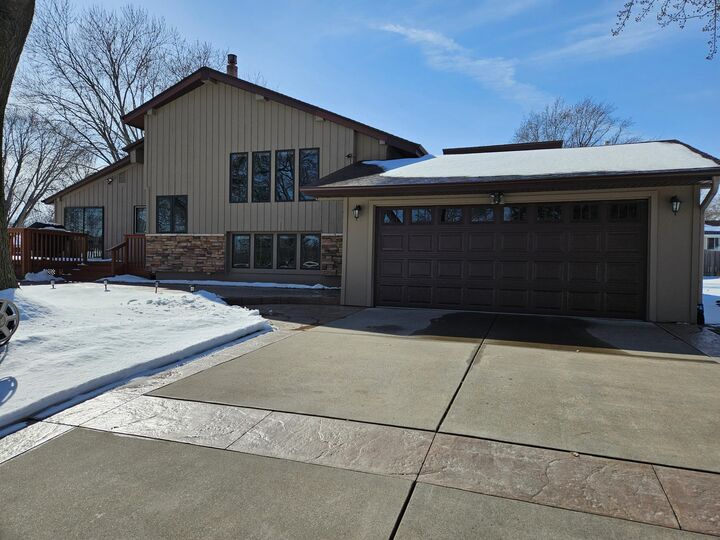 Property Photo:  8100 Wynnwood Road  MN 55427 