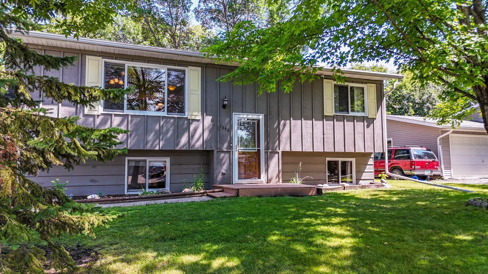 Property Photo:  1346 Lori Avenue  MN 56501 