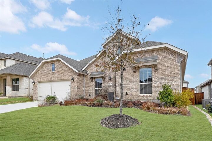 Property Photo:  1636 Hydrangea Lane  TX 75078 