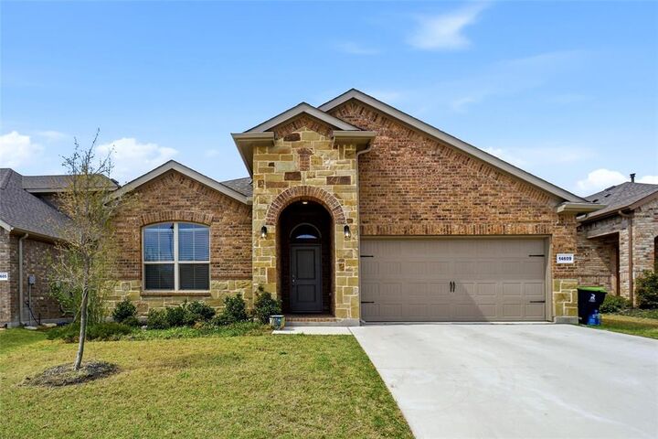 Property Photo:  14609 Antlia Drive  TX 76052 
