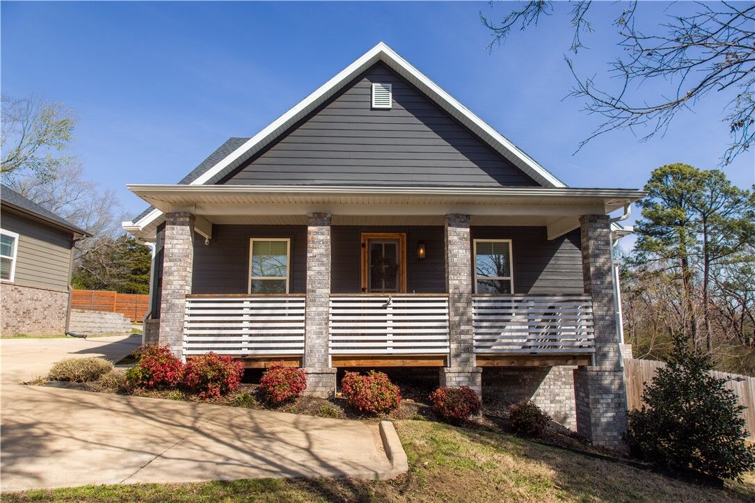 Property Photo:  2983 N Old Wire Road  AR 72703 