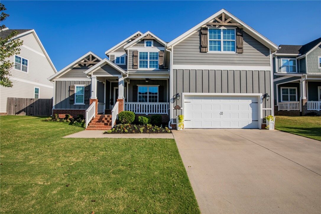 Property Photo:  906 Charing Cross  AR 72718 