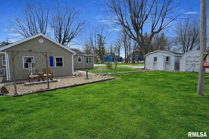 Property Photo: 1218 McKinley Street IL 61545