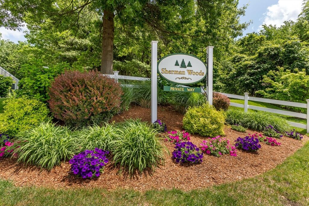 Property Photo:  9 Evergreen Circle 9  MA 02021 