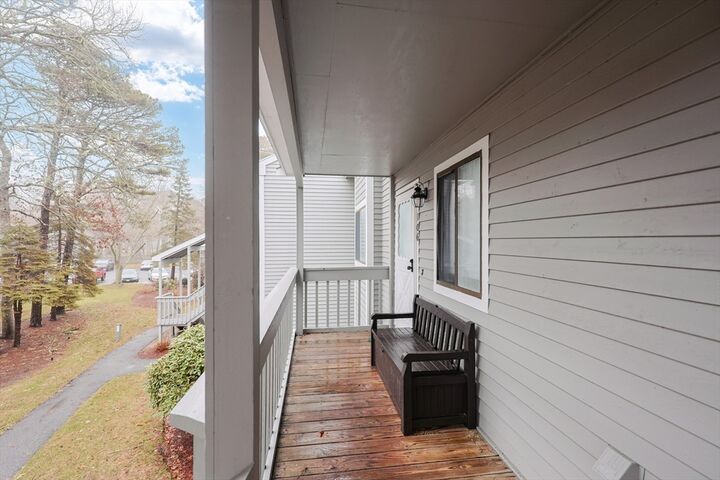 Property Photo:  106 Eaton Ln 106  MA 02631 