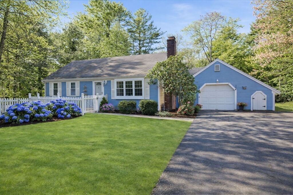 Property Photo:  65 Black Oak Road  MA 02648 