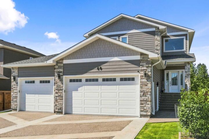 60 Pritchard Drive — photo 1