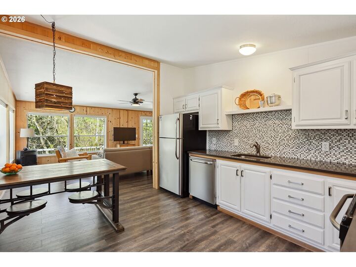 Property Photo:  51 Foster Rd  WA 98610 