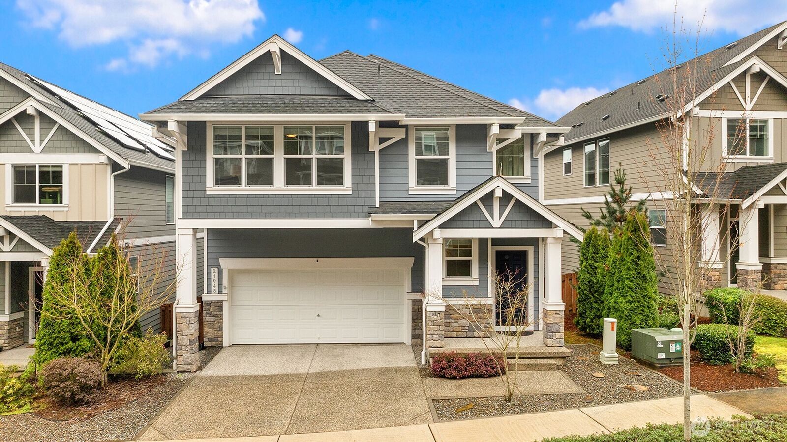 Property Photo:  21048  37th Court S 8  WA 98198 