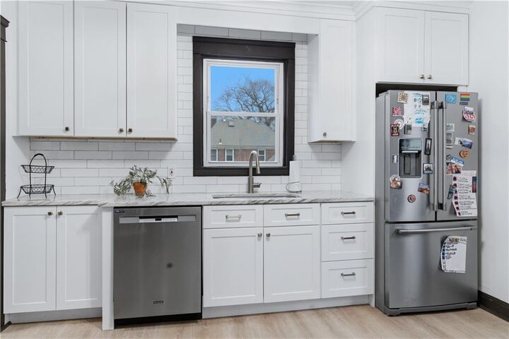 Property Photo:  44 Holburn Avenue  RI 02910 