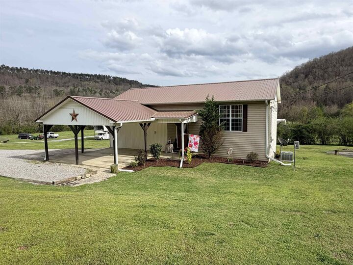 Property Photo:  5065 Co Rd 223  AL 35077 - HANCEVIL 