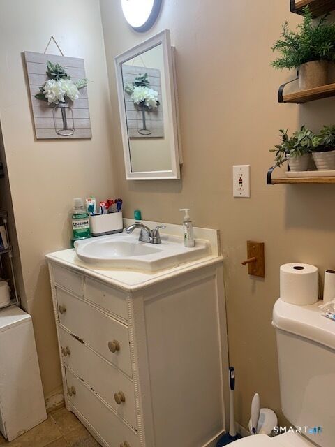 Property Photo:  426 Union Avenue 2  CT 06607 