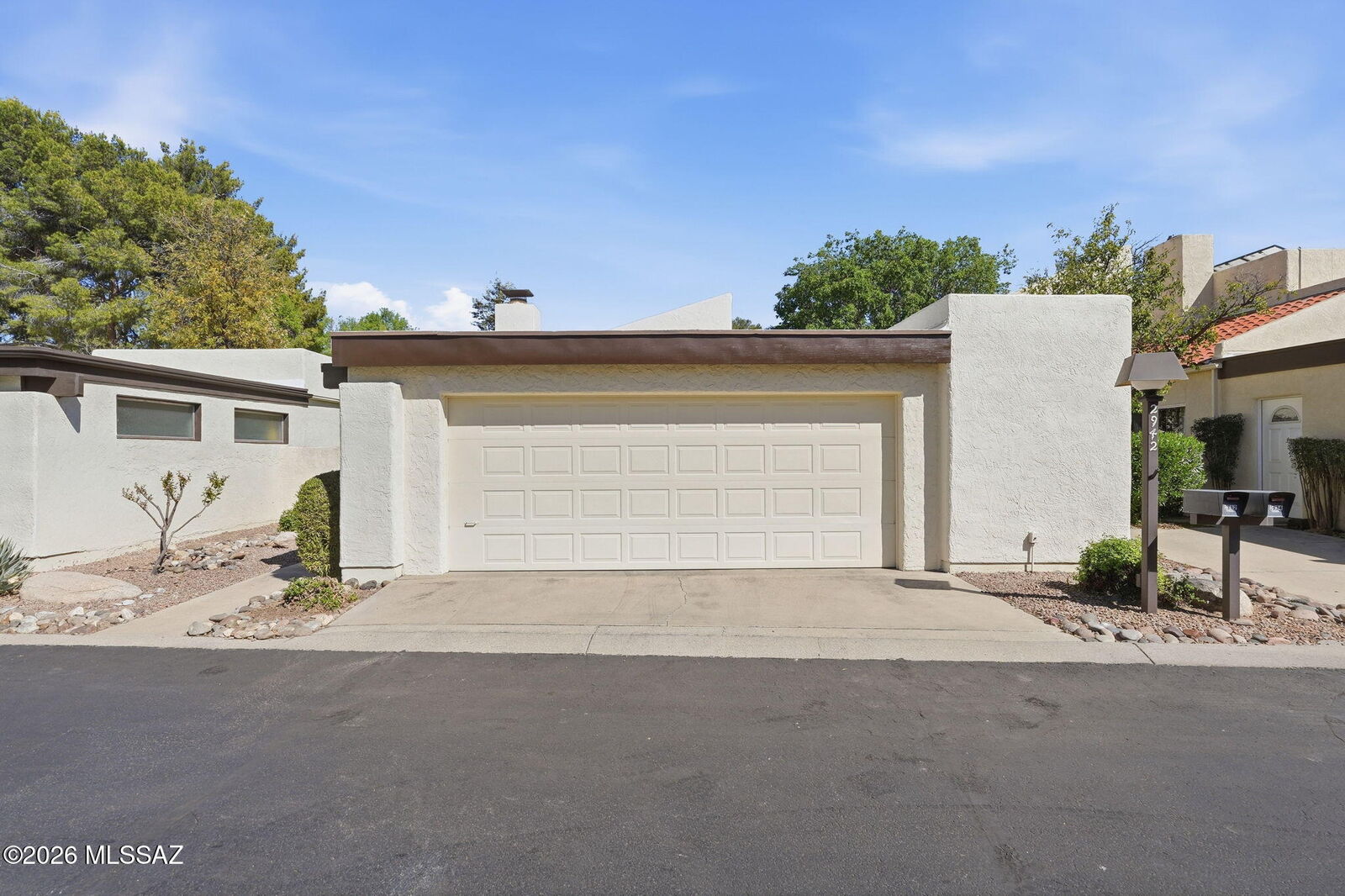 Property Photo: 2942 N Placita Nueva AZ 85715